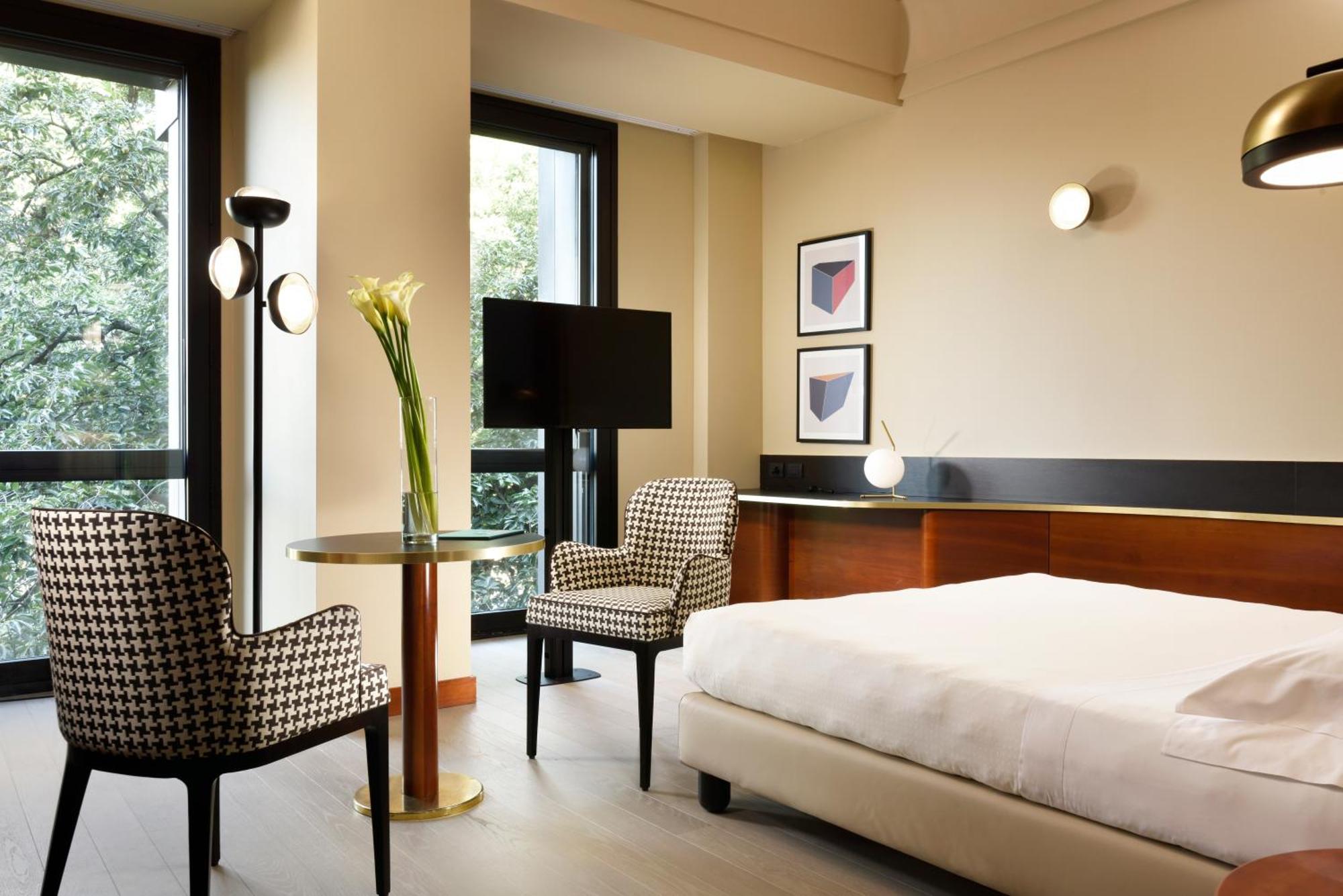 Una Hotels Cusani Milano Exterior photo