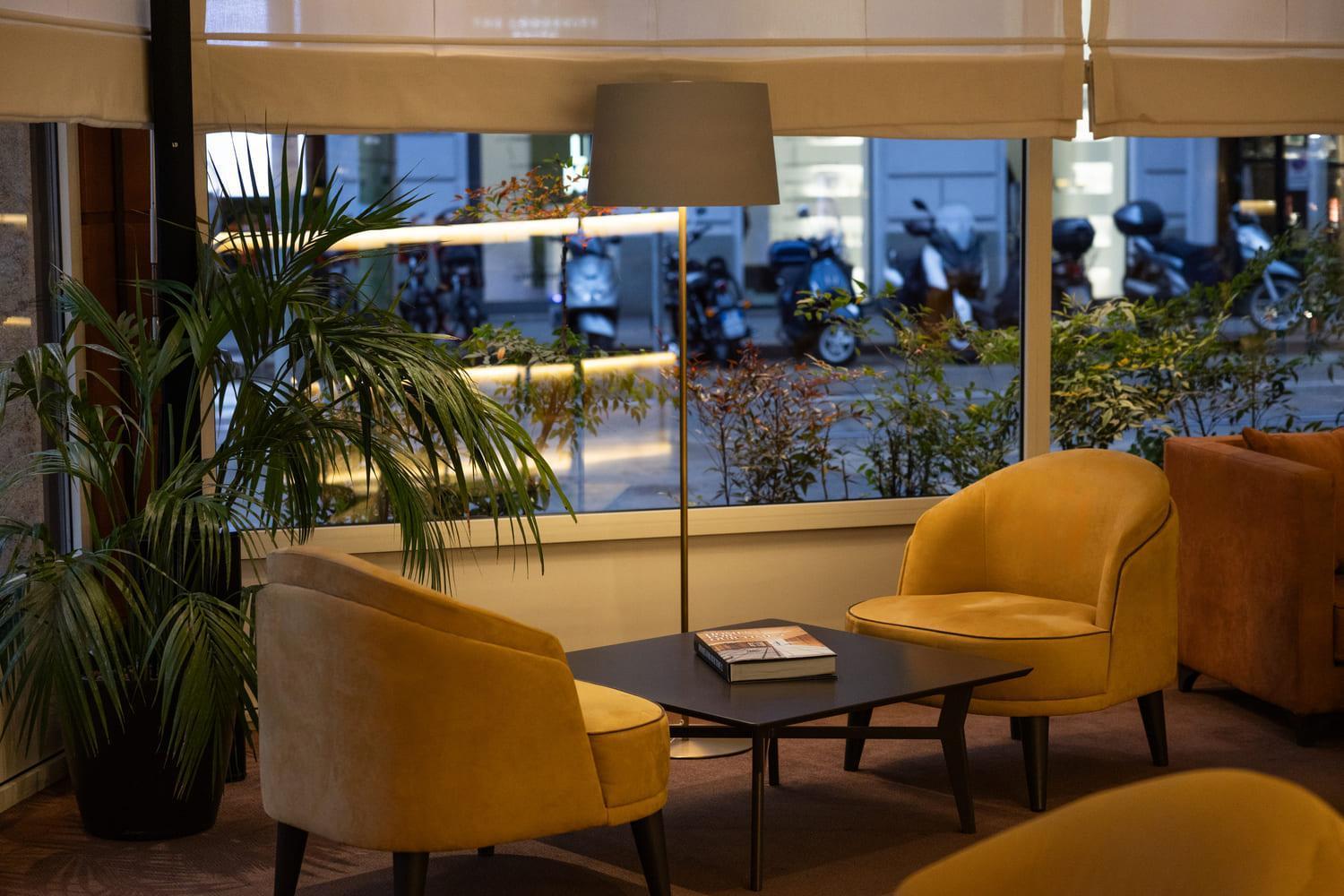 Una Hotels Cusani Milano Exterior photo
